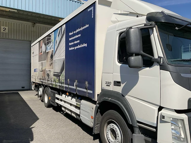 Volvo fm330 vrachtwagen - afbeelding 31 van  35