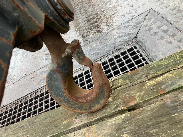 Volvo lasthaak - afbeelding 4 van  6