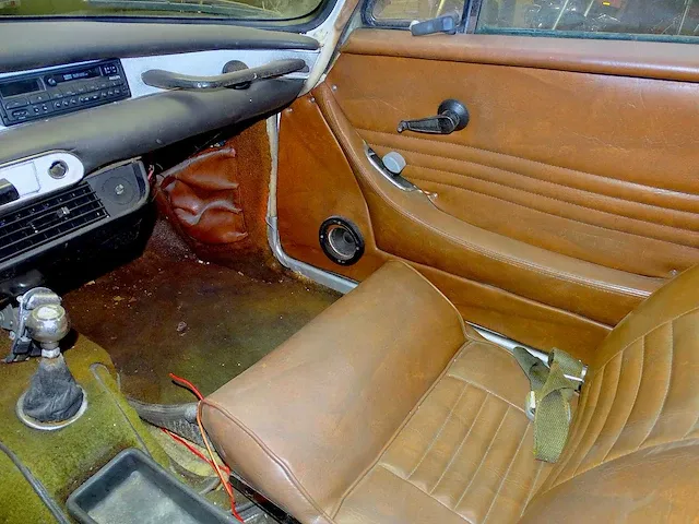 Volvo p1800 (restauratie-basis) - afbeelding 26 van  41