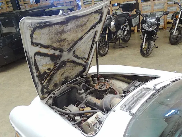 Volvo p1800 (restauratie-basis) - afbeelding 32 van  41