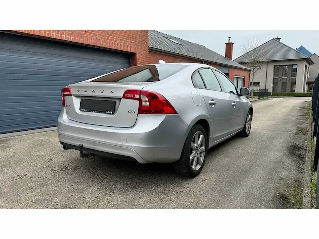 Volvo s60 - afbeelding 16 van  17