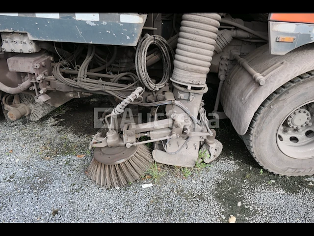 Volvo straatveegwagen - afbeelding 17 van  42