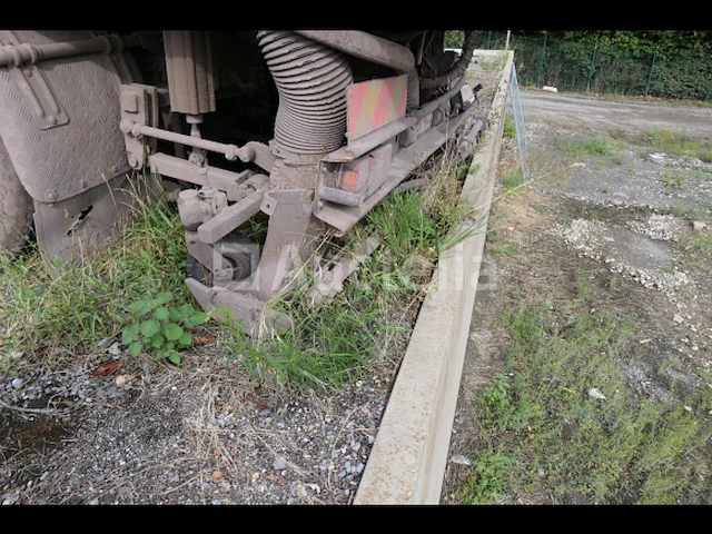 Volvo straatveegwagen - afbeelding 18 van  42