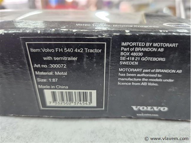 Volvo truck - afbeelding 3 van  3