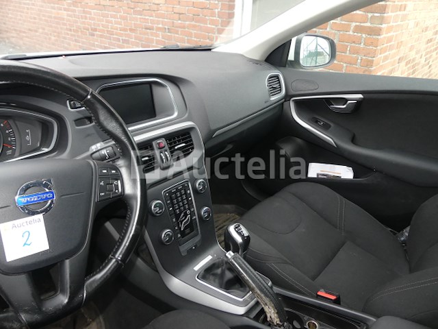 Volvo v40 gemengd auto (2015-87.651 km-vin:yv1mv8481f2213201) - afbeelding 4 van  27