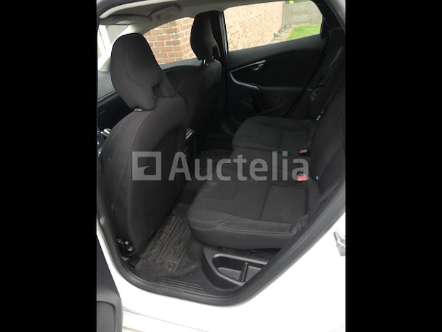 Volvo v40 gemengd auto (2015-87.651 km-vin:yv1mv8481f2213201) - afbeelding 14 van  27