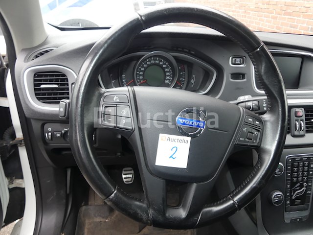Volvo v40 gemengd auto (2015-87.651 km-vin:yv1mv8481f2213201) - afbeelding 18 van  27