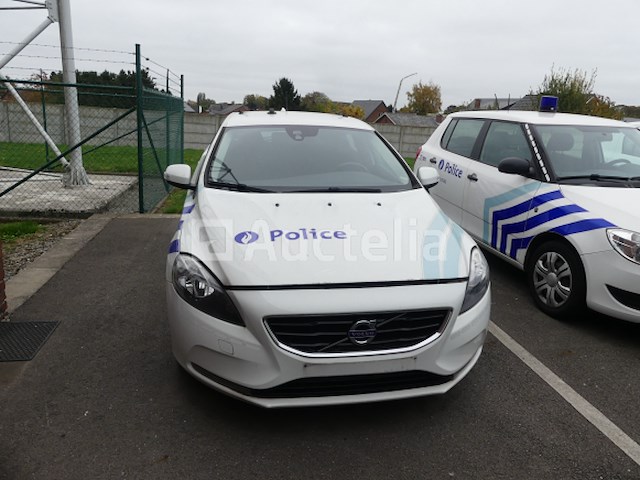 Volvo v40 gemengd auto (2015-87.651 km-vin:yv1mv8481f2213201) - afbeelding 12 van  27