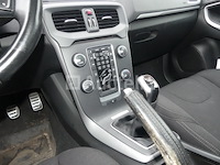 Volvo v40 gemengd auto (2015-87.651 km-vin:yv1mv8481f2213201) - afbeelding 25 van  27