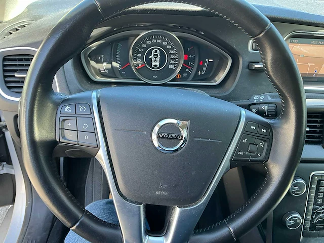 Volvo v40 personenauto - afbeelding 5 van  15