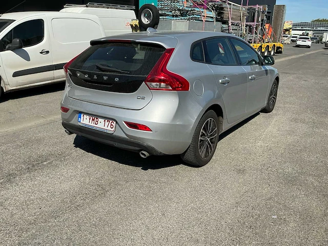 Volvo v40 personenauto - afbeelding 9 van  15
