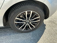 Volvo v40 personenauto - afbeelding 11 van  15