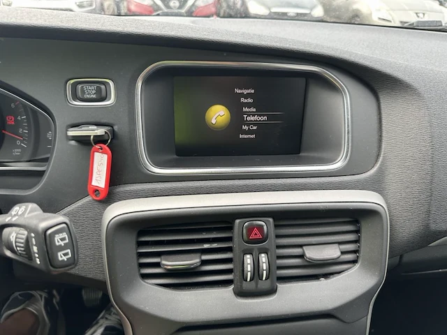 Volvo v40 v40 2.0 d2 eco kinetic 120, 2017 - afbeelding 3 van  19