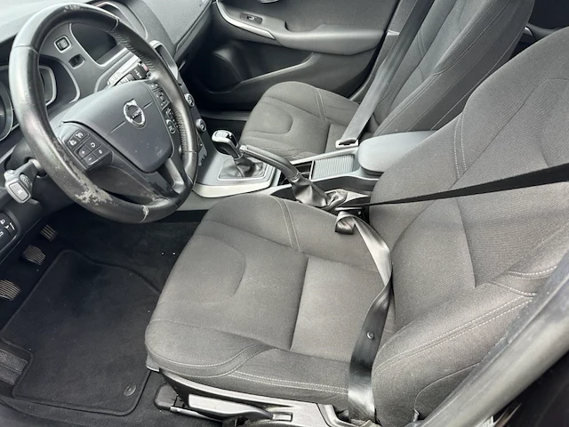 Volvo v40 v40 2.0 d2 eco kinetic 120, 2017 - afbeelding 16 van  19