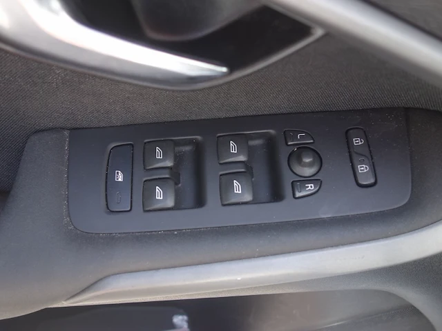Volvo v40 - afbeelding 7 van  17