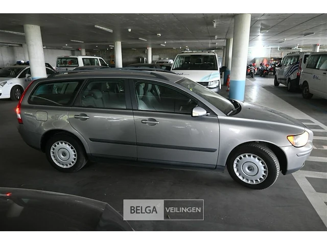 Volvo v50 stationwagen - afbeelding 17 van  22