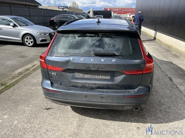 Volvo v60 - 2018 - afbeelding 9 van  13