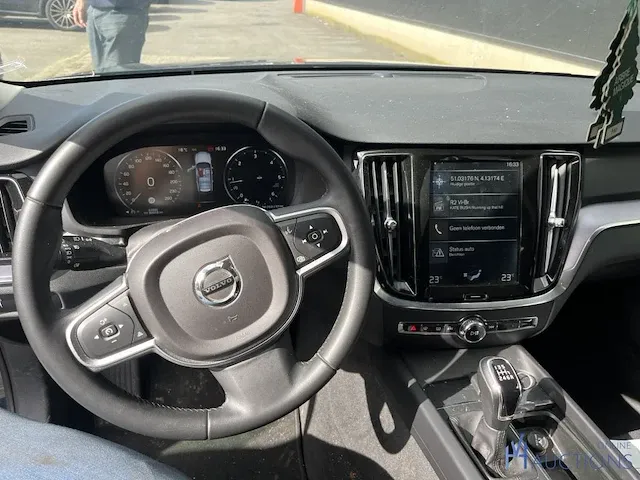 Volvo v60 - 2018 - afbeelding 13 van  13
