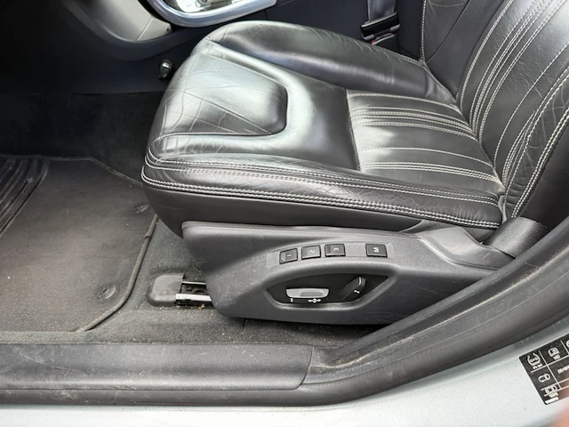 Volvo v60 2.4 d6 4wd plug-in hybrid 215 at,2013 - afbeelding 28 van  29