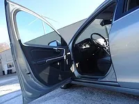 Volvo v60 d2 - afbeelding 24 van  51