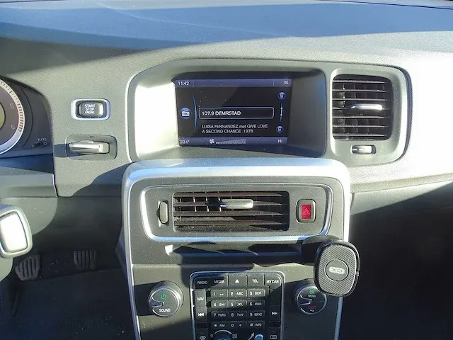 Volvo v60 d2 - afbeelding 27 van  51