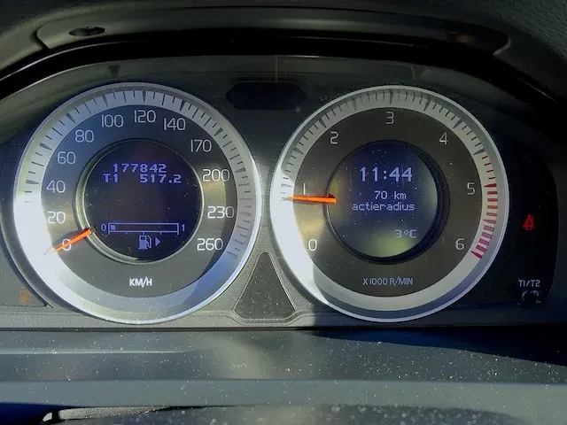 Volvo v60 d2 - afbeelding 36 van  51