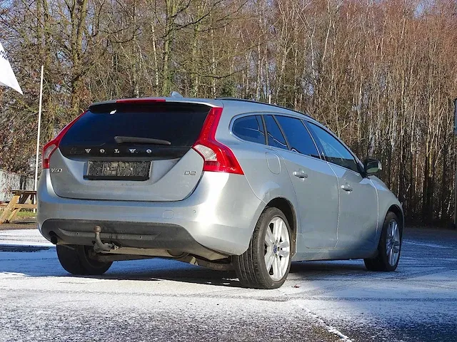 Volvo v60 d2 - afbeelding 34 van  51