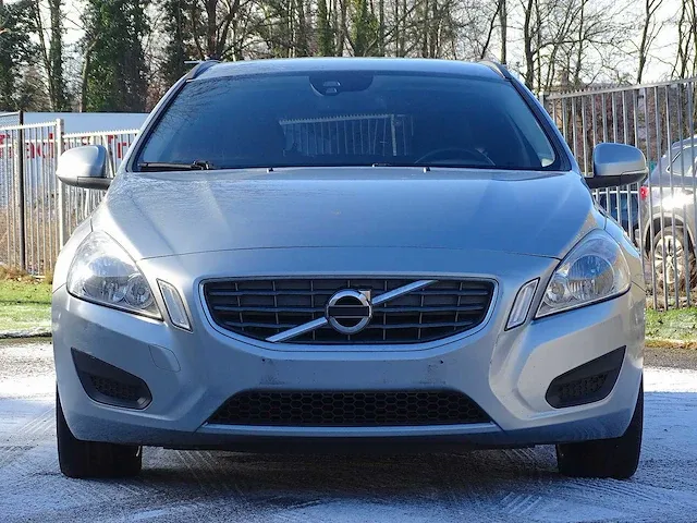 Volvo v60 d2 - afbeelding 48 van  51