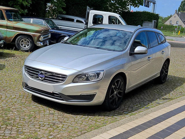 Volvo v60 d3 (lichte vracht) diesel 2013 (marge) - afbeelding 1 van  1