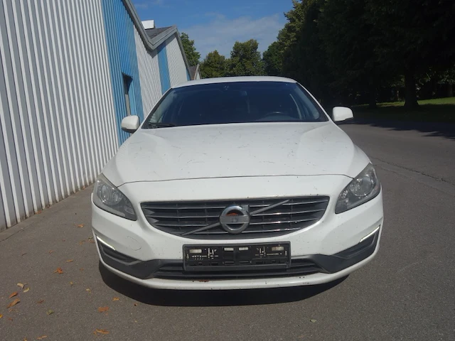 Volvo v60 - afbeelding 12 van  18