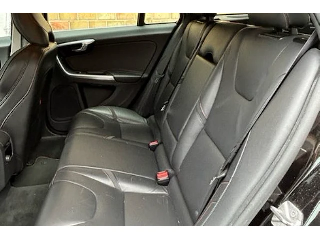 Volvo v60d3 - afbeelding 23 van  31