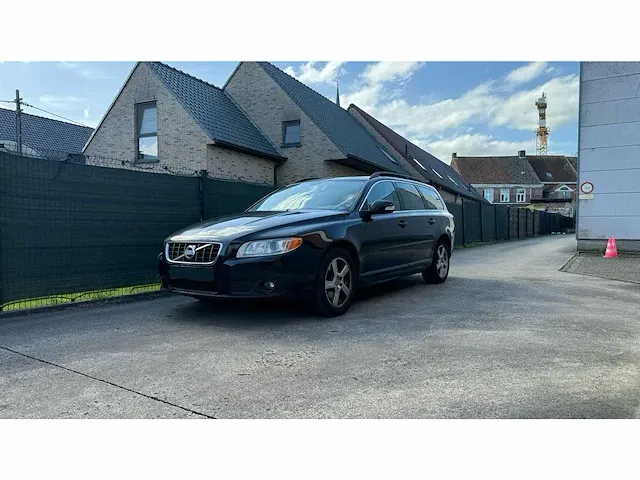 Volvo v70, 2011 - afbeelding 1 van  19