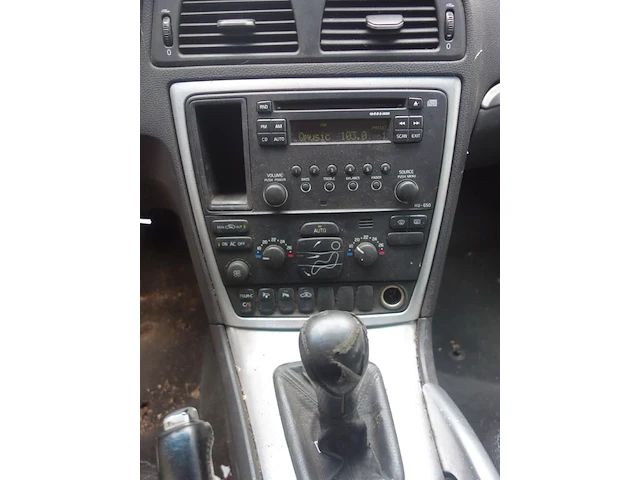 Volvo v70 - afbeelding 2 van  14