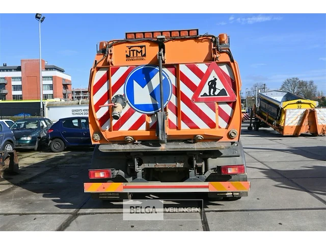 Volvo veegwagen - afbeelding 11 van  24