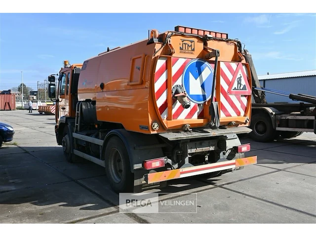 Volvo veegwagen - afbeelding 13 van  24