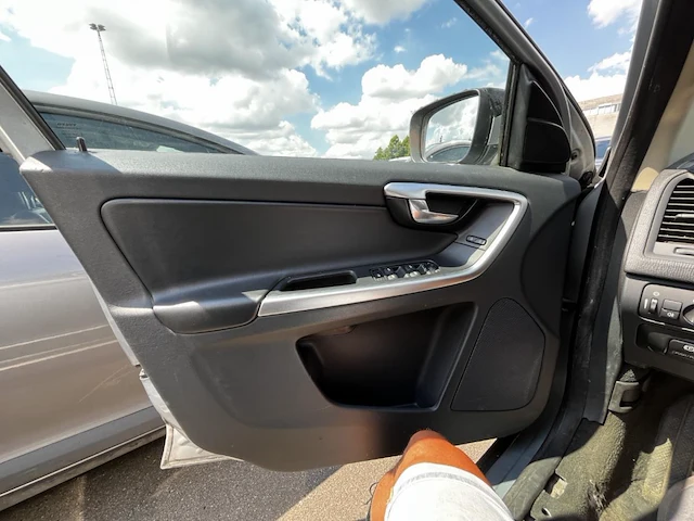 Volvo xc60 2.0 d3 r-design geartronic 163 at, 2011 - afbeelding 5 van  33