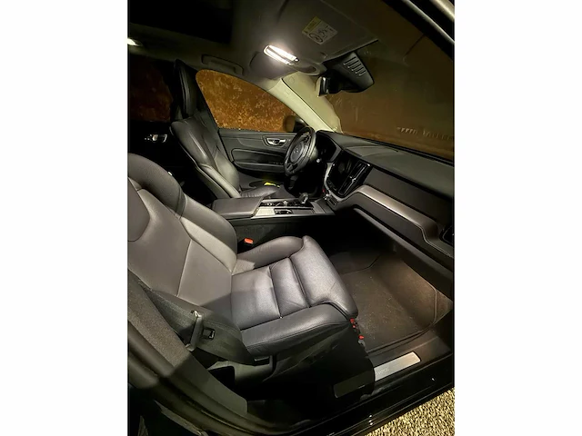 Volvo xc60 , 2023 - afbeelding 7 van  13