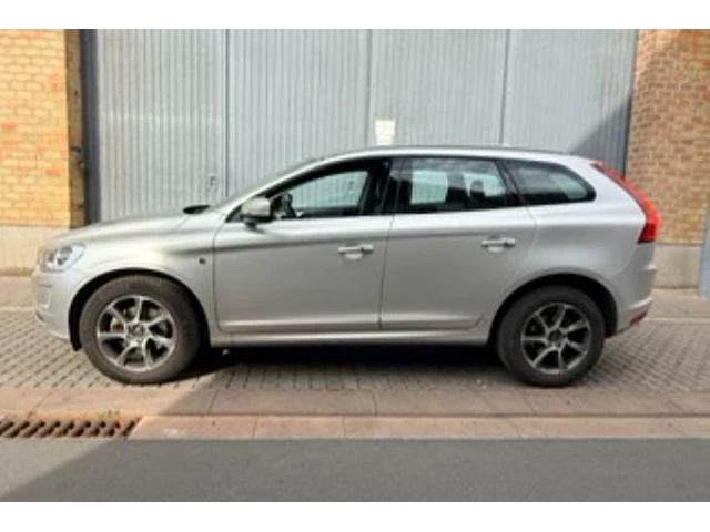 Volvo xc60 - afbeelding 18 van  24