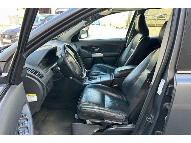 Volvo xc90d - afbeelding 22 van  28