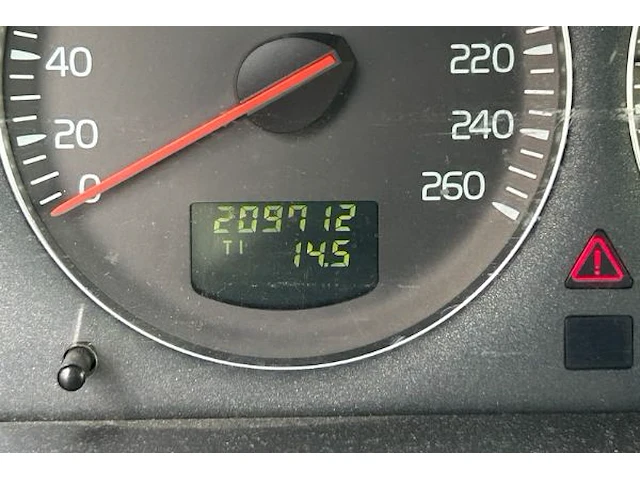 Volvo xc90d - afbeelding 25 van  28