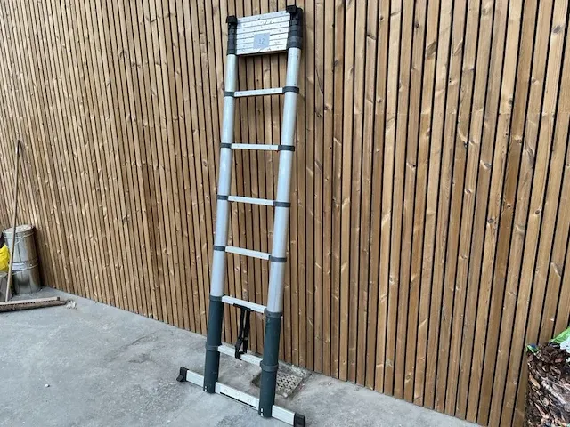 Vonroc ladder - afbeelding 1 van  8