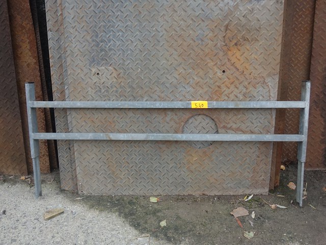 Voorberd voor aanhangwagen - afbeelding 1 van  2