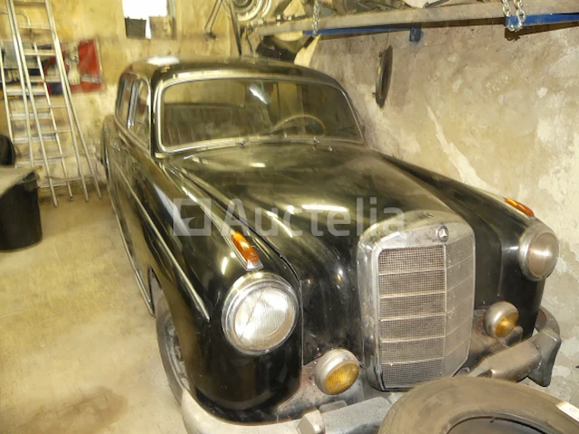 Voorouder mercedes-benz 220s poton - afbeelding 2 van  13