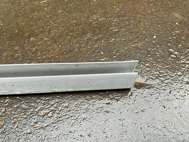 Voorraad kunststof pvc u-profielen 10/25/35/1mm 5000mm lengte ca 400stuks - afbeelding 3 van  9