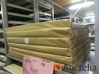 Voorraad papier karton - afbeelding 3 van  7