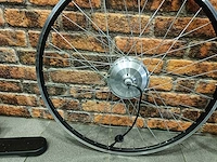 Voorwiel met motor e-bike - afbeelding 4 van  6