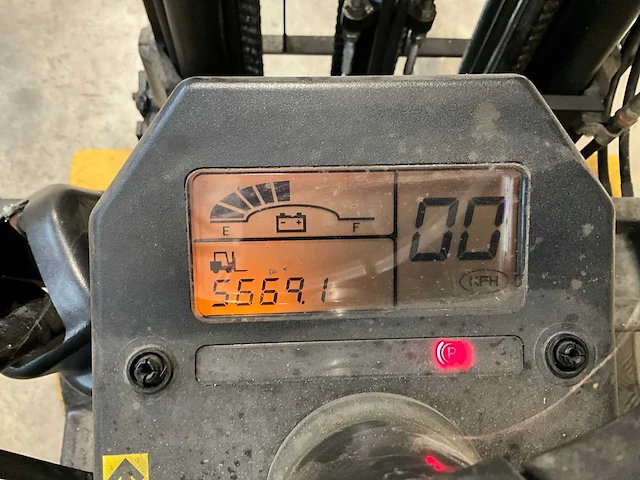 Vorkheftruck caterpillar ep25k - afbeelding 7 van  20