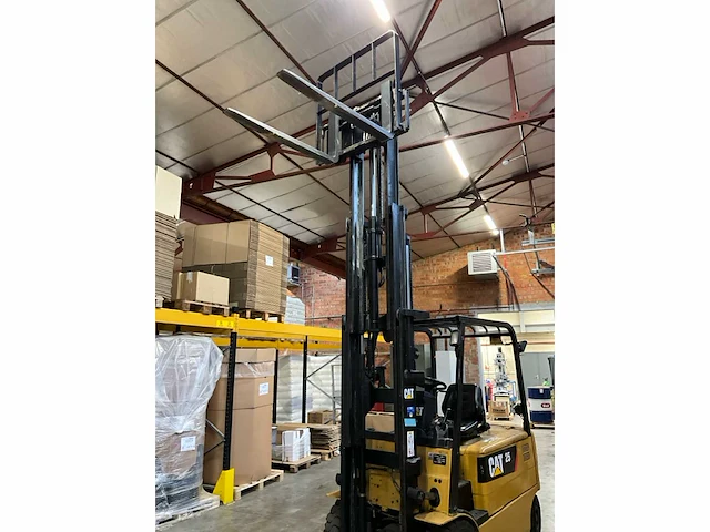 Vorkheftruck caterpillar ep25k - afbeelding 13 van  20