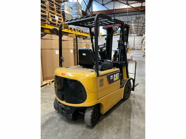 Vorkheftruck caterpillar ep25k - afbeelding 15 van  20