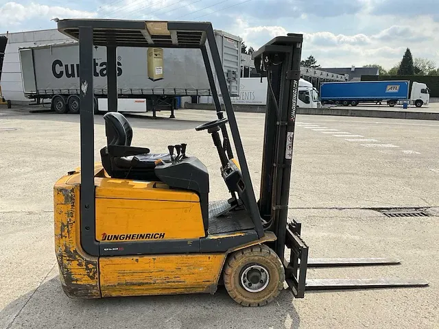Vorkheftruck elektrisch jungheinrich efg dh15 - 2002 - afbeelding 10 van  16